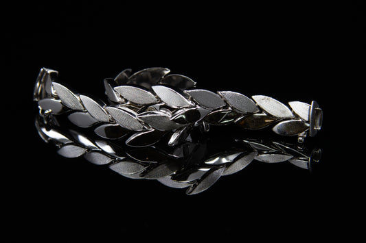 14K W/G Women's Bracelet