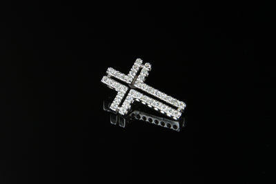 14K W/G Diamond Cross 0.90ct