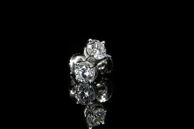 14K W/G Diamond Stud Earrings 0.95ct