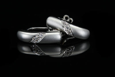 18K W/G Diamond Earrings 0.05ct